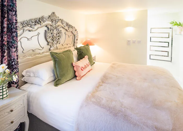 Gorgeous Boutique Flat Sleeps 2 In Lyme Regis